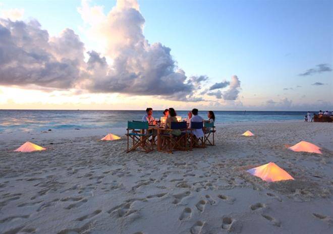 sandbank dining maldives