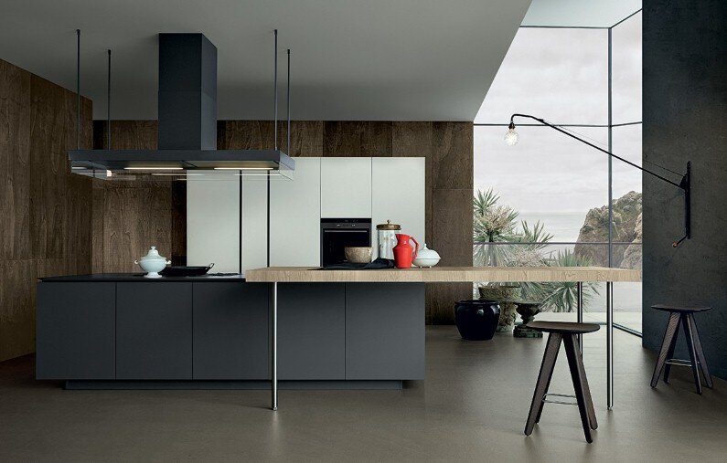 Bright and spacious kitchens with modern design from Poliform