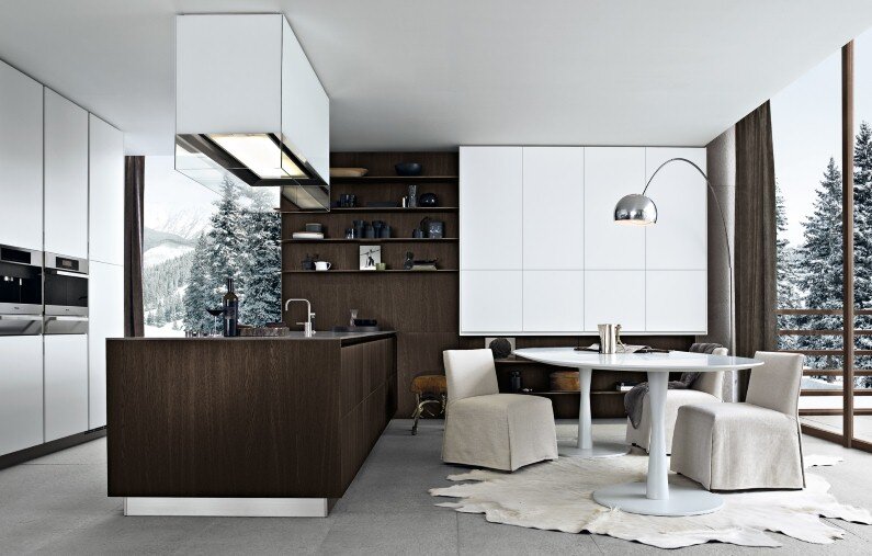 Varenna Kitchens, Spacious kitchens with modern design from Poliform