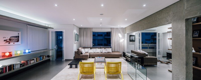 The studio apartment modernized according to the conception of Flavio Castro