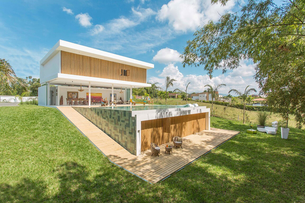 The Gallery House - an open house to the surrounding nature by Studio Giovanni Moreno (19)