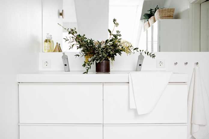 Daniella Witte and attractive bathroom „White ala Witte”