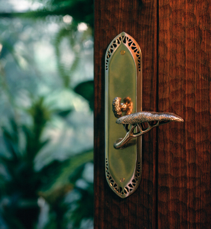 Door handles - attractive decorations by Martin Pierce (5)