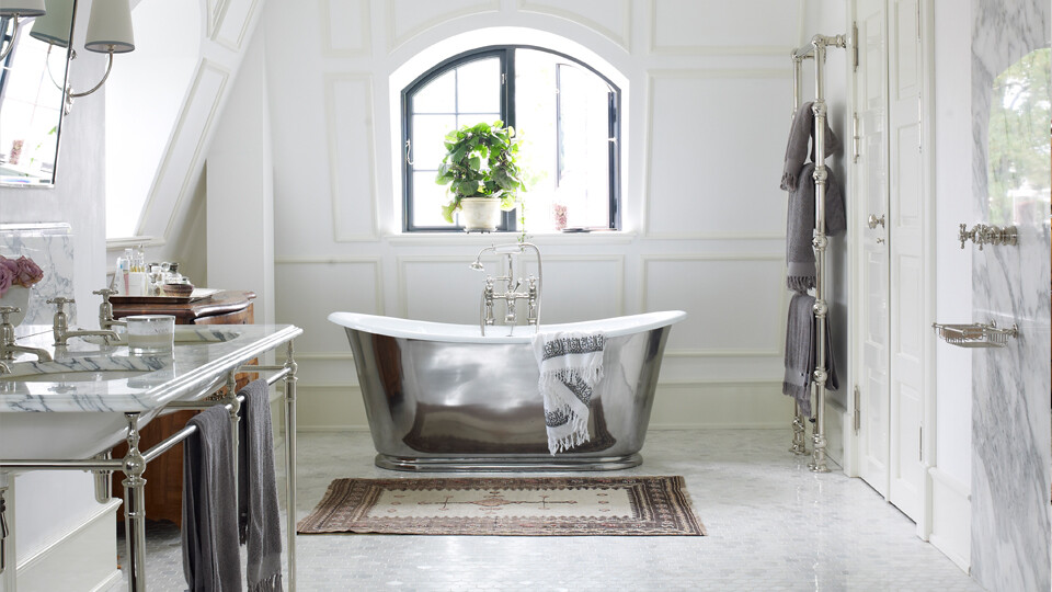 The bathtub - a touch of elegance and originality, by Drummonds (8)