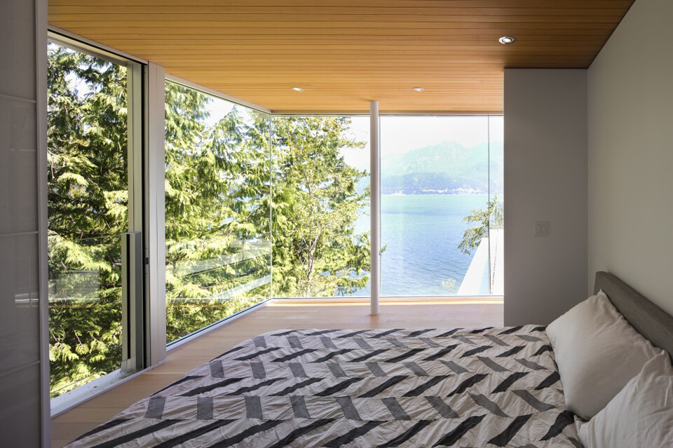 Gambier Island House - where beauty and silence reign by McFarlane Green Biggar Architects (3)