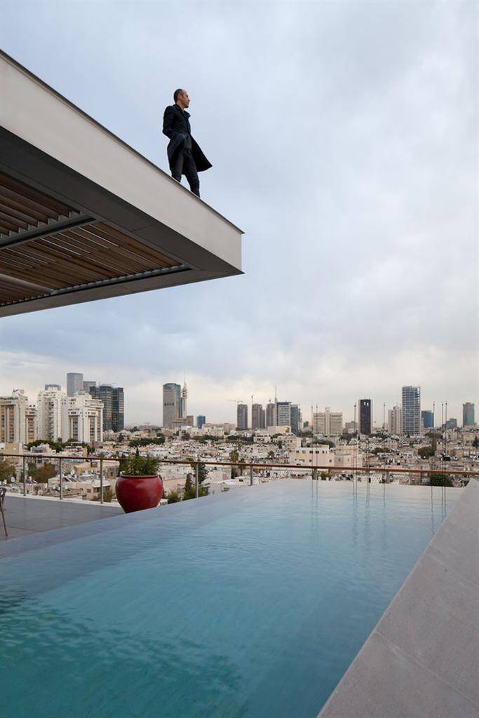 Tel Aviv penthouse by Pitsou Kedem (16)