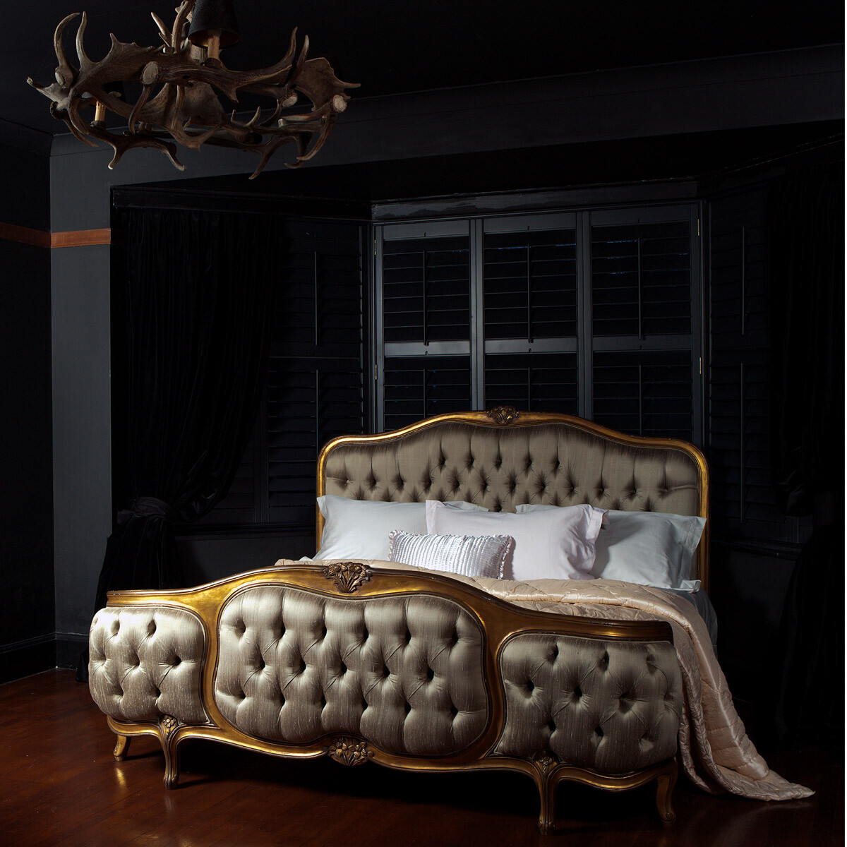 French beds - Versailles Curved Luxury - The French Bedroom Company - www.homeworlddesign.com