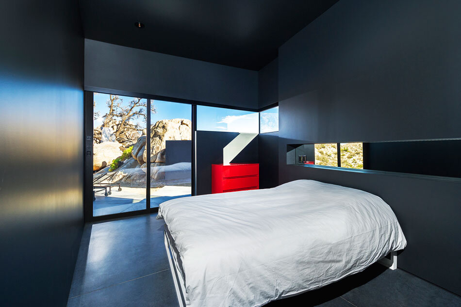 Black Desert House - Oller & Pejic and Marc Atlan Design Company - www.homeworlddesign (13)