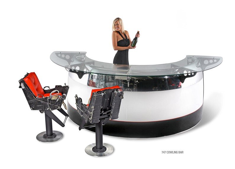 MotoArt : Futuristic furniture from retired airplanes. A piece of aviation history