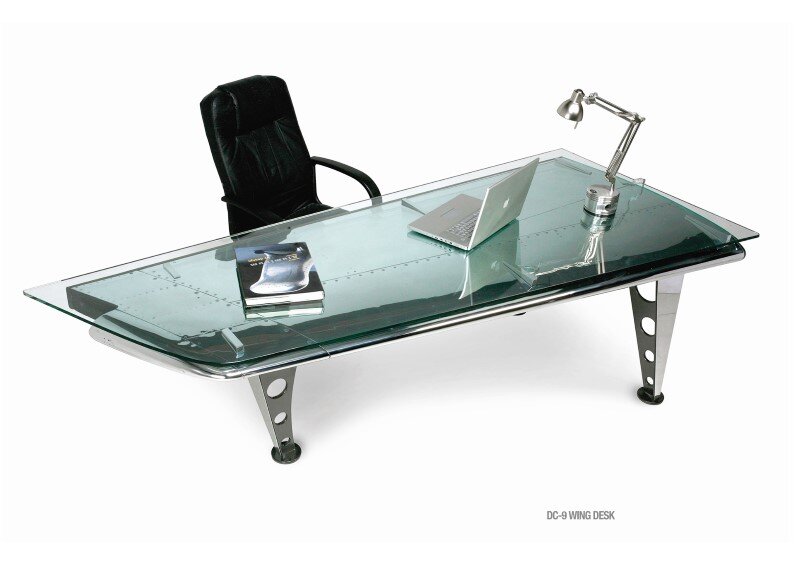 MotoArt Futuristic furniture from retired airplanes - www.homeworlddesign (6)