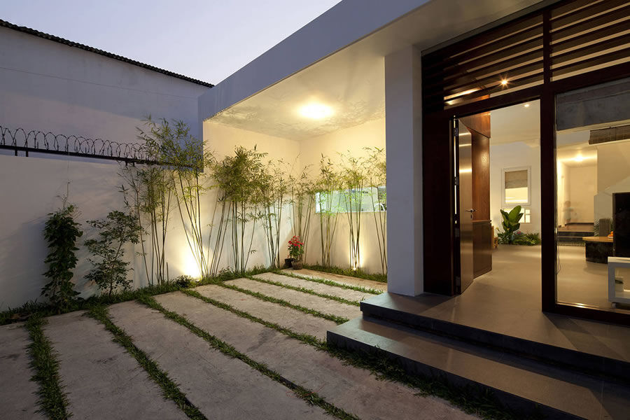 Go Vap House by MM ++ Architects - www.homeworlddesign. com (2)