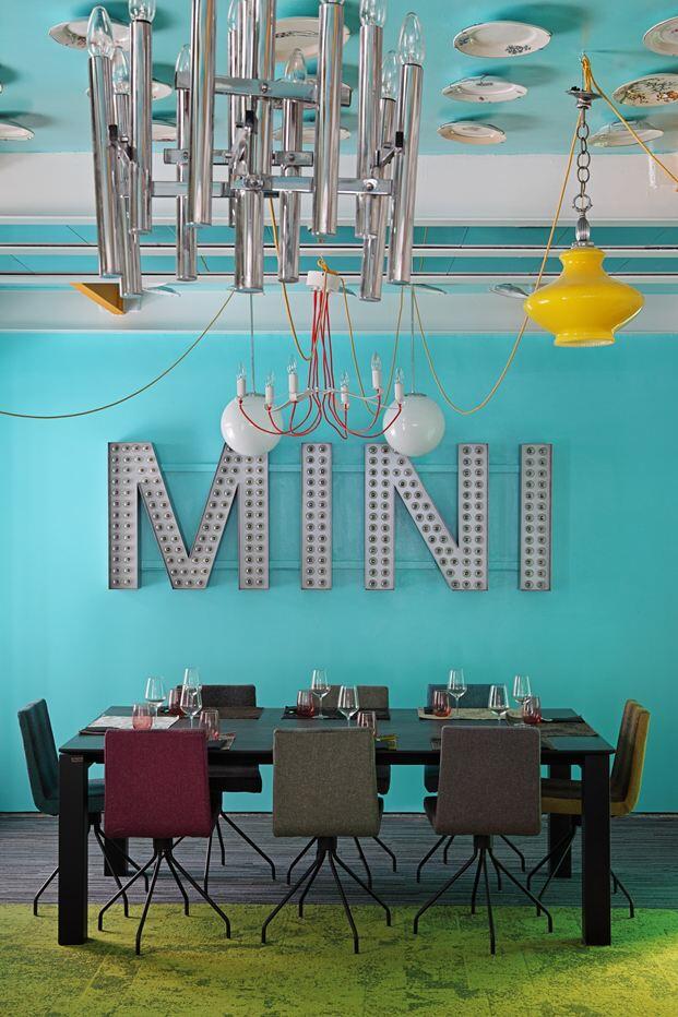 MINI & dASSA bASSA restaurant Guille Garcia-Hoz - www.homeworlddesign. com (7)