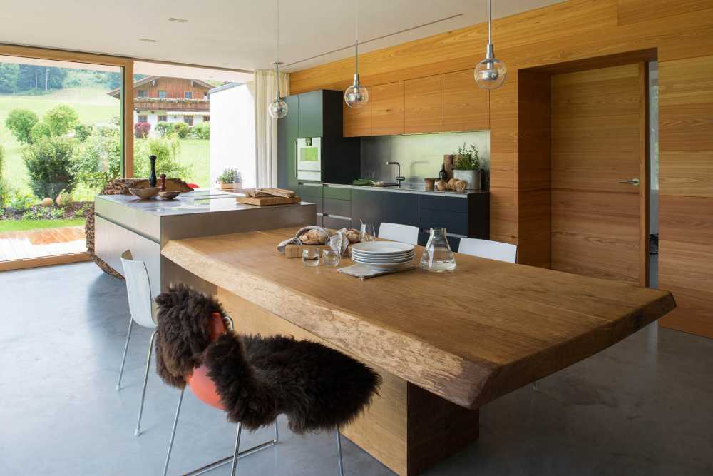 Tree Trunk Kitchen: Combination Between Nature and Technology