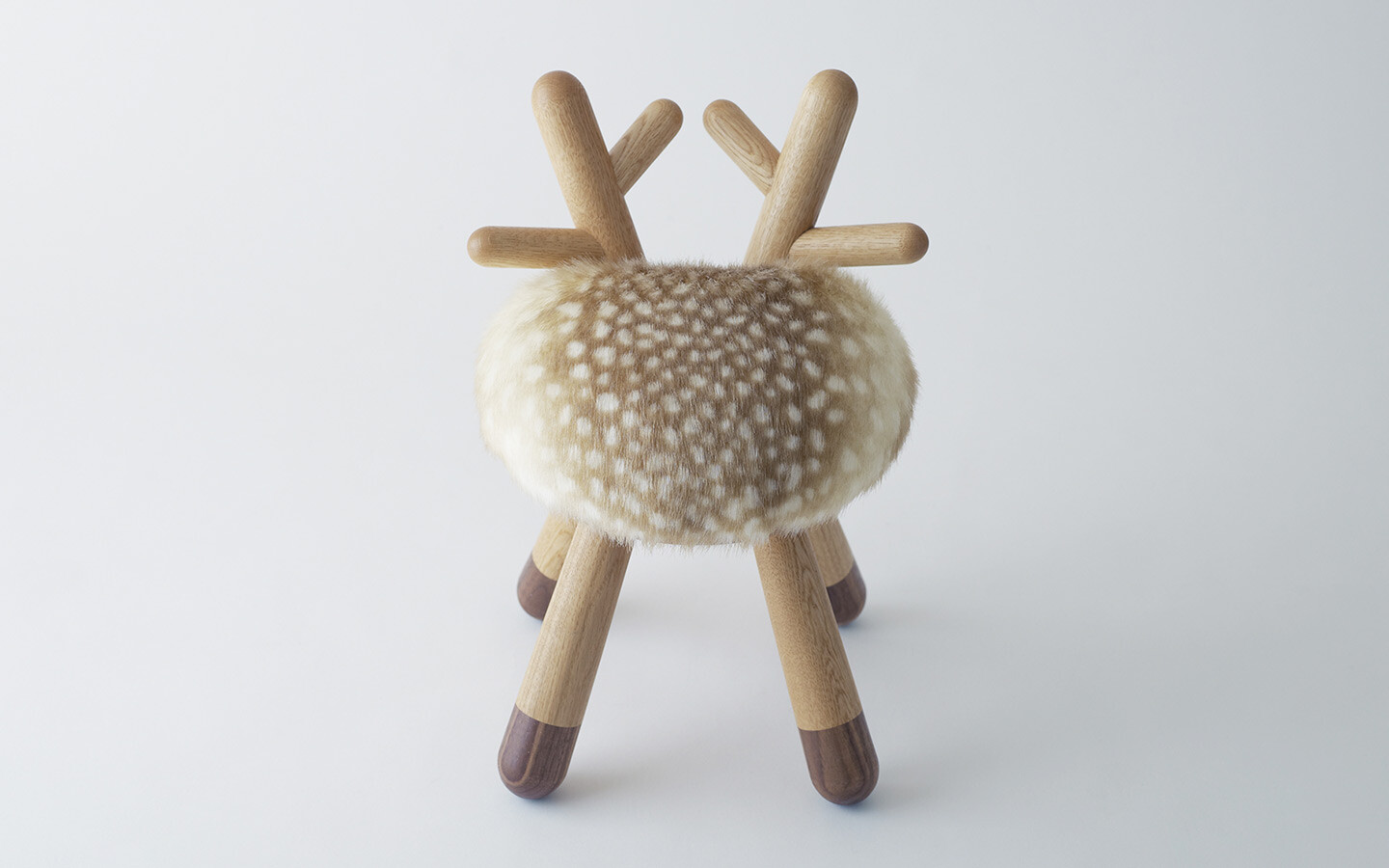 Collection of chairs-toys Takeshi Sawada bring joy to children - HomeWorldDesign (2)