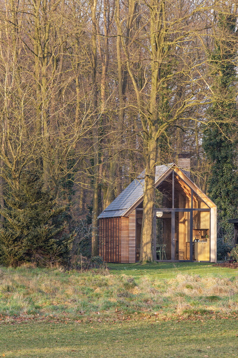 Recreational house in the countryside in Utrecht - HomeWorldDesign (3)
