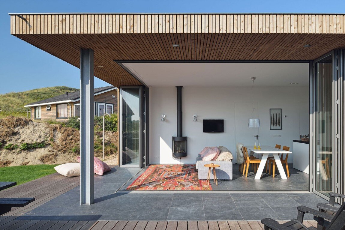 Vacation house with a retractable glass facade Bloem en Lemstra Architecten - HomeWorldDesign (10)