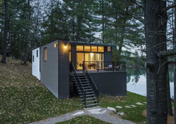 Cross Laminated Timber Cottage by Kariouk Associates