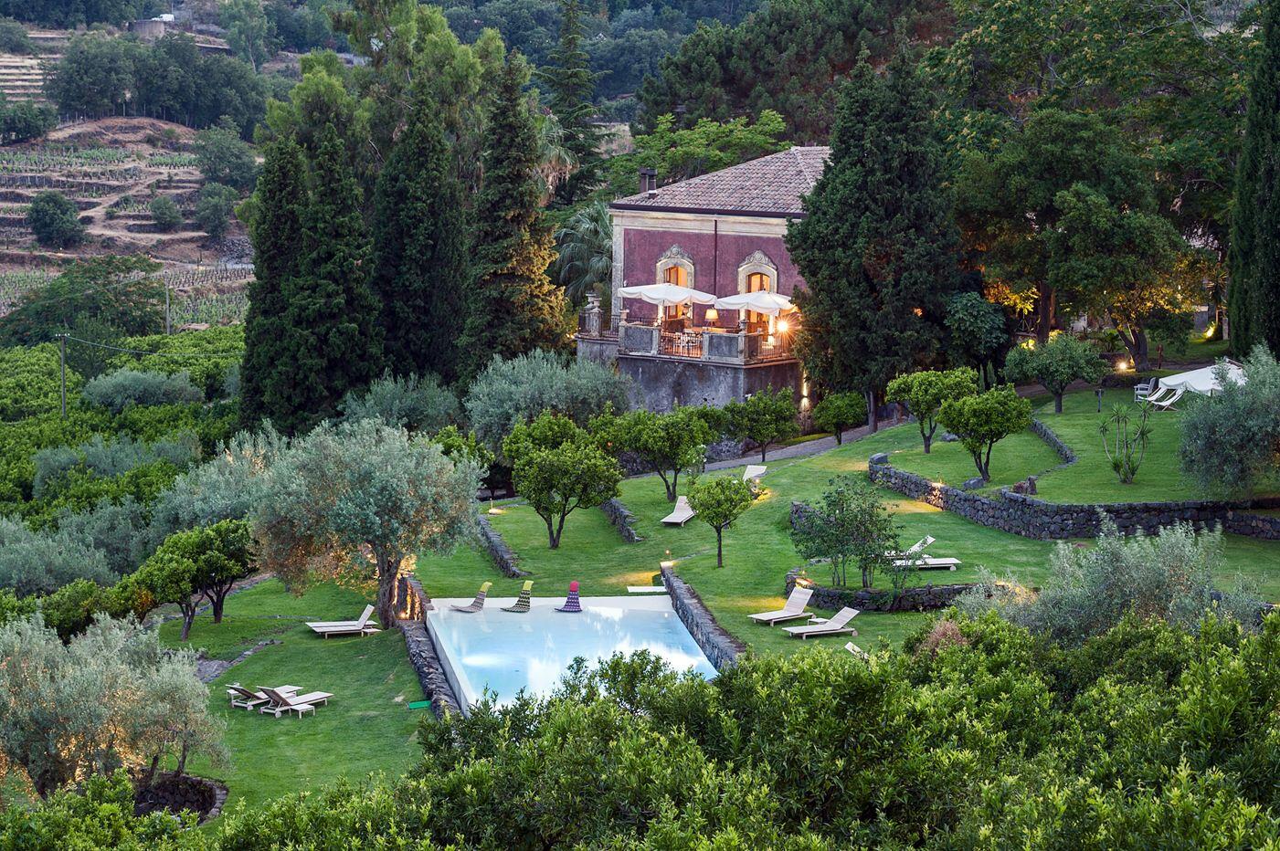 Monaci delle Terre Nere boutique hotel situated on the slopes of Mount Etna - HomeWorldDesign (9)