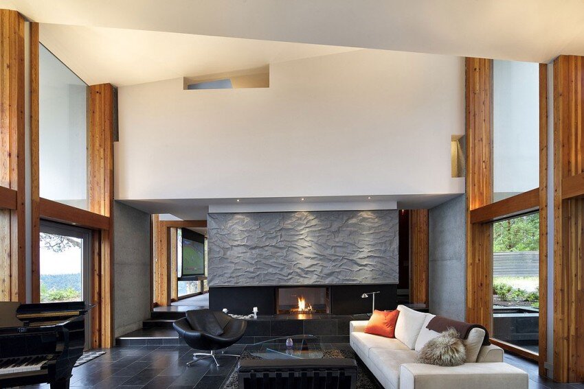 Ridge House retreat with large folding roof form - Simcic Uhrich Architects - HomeWorldDesign (6)