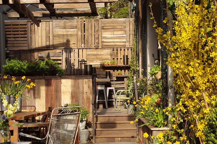 Tatula's Garden Restaurant by Groundswell Studio - HomeWorldDesign (3)