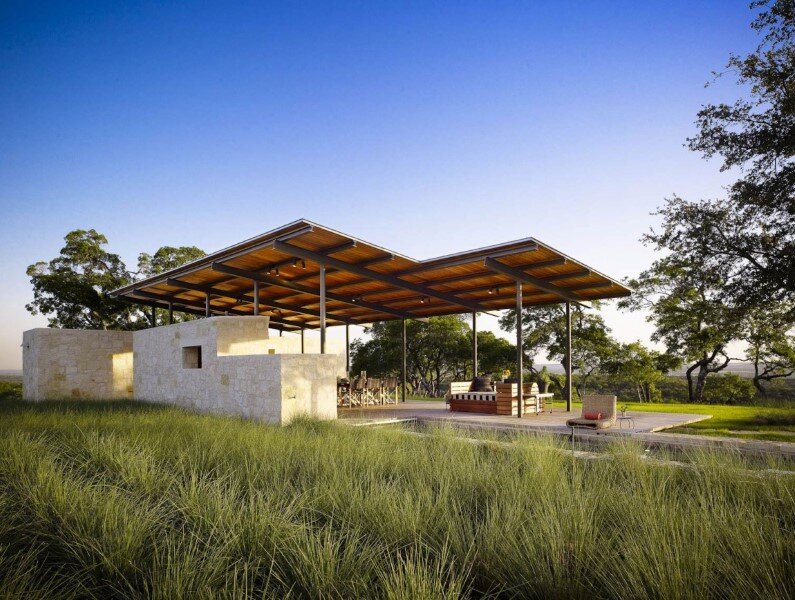 Story Pole House designed by Lake Flato Architects, Center Point, Texas
