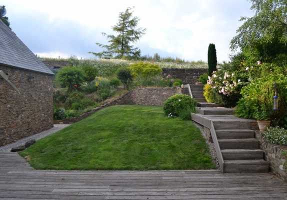 Traditional Barn Building with Contemporary Interiors