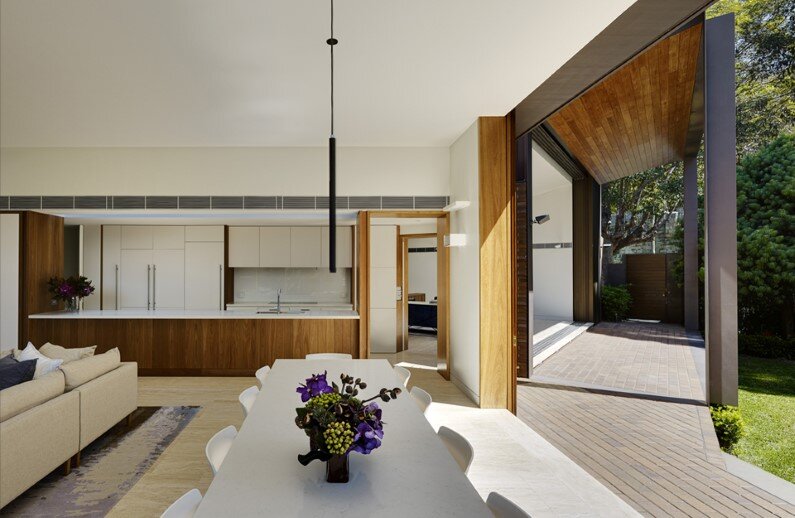 Woollahra House - new contemporary house by Tzannes Associates
