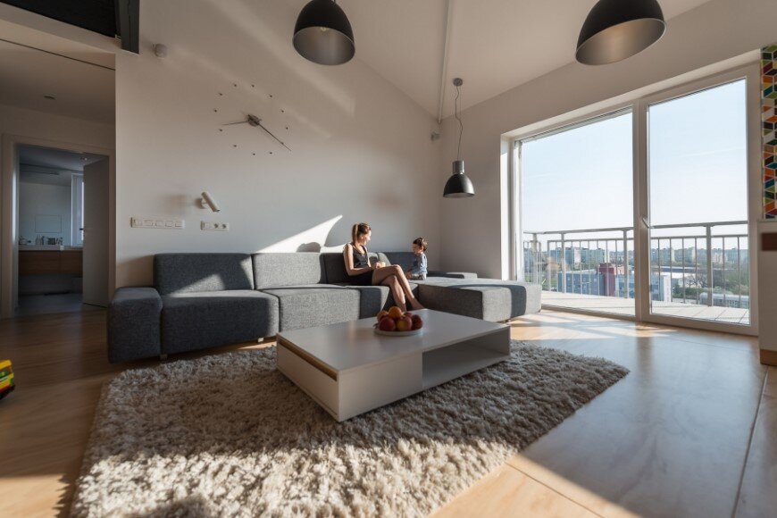 Industrial style in harmony with warm natural materials in a cozy loft by Rules Architects - Bratislava (14)