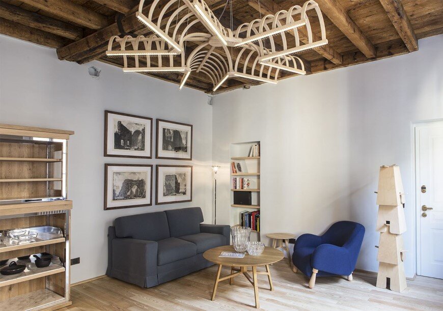 Old Milan apartment with reconditioned rustic interiors (5)