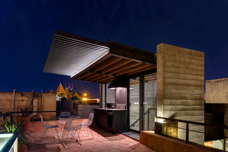 Old building transformed into a contemporary residence - Chihuahua, Mexico (16)