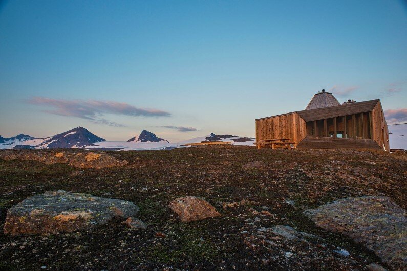 Rabot Cabin - close to glaciers in northern Norway (16)