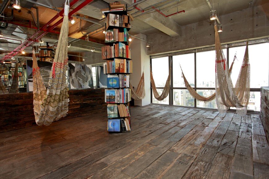 Reading Room in São Paulo - Candida Tabet Arquitetura (7)