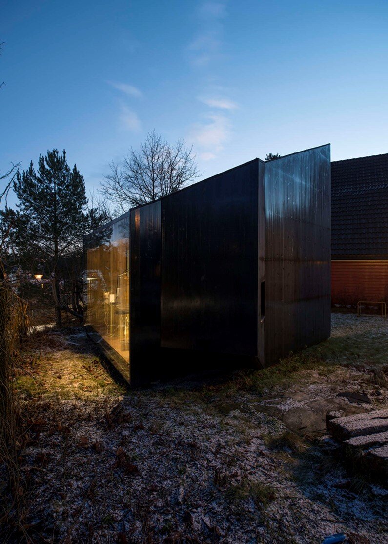 Writer's Cabin in suburban residential area of the Oslo city (6)