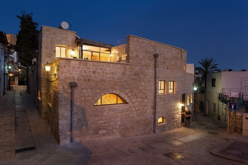 preservation and renewal of an old house in Israel by HENKIN SHAVIT Architecture & Design (13)