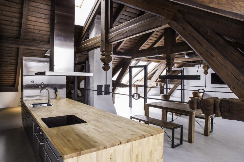 Adaptation of an attic space for summer - Ora Architecture (3)