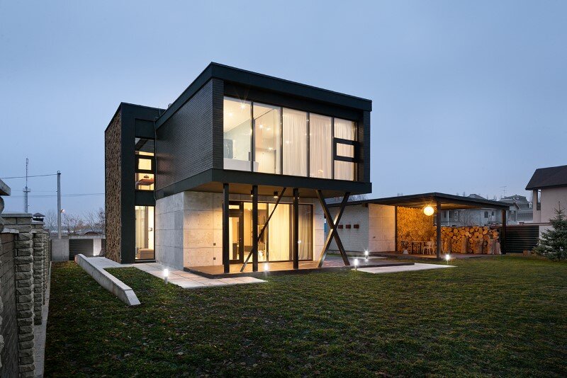 Buddy's House / Sergey Makhno Architects