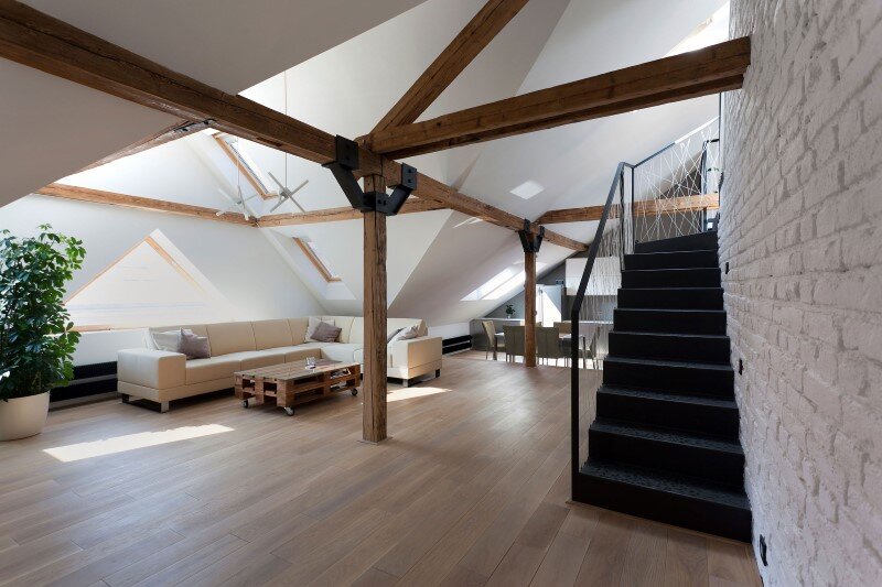 Attic loft reconstruction in a late 19th century house (2)