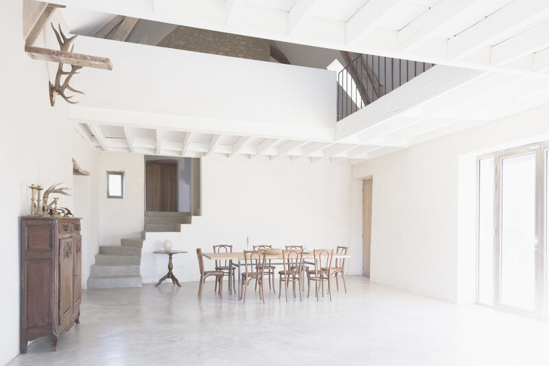 Conversion of an old farmhouse into a summer home - by French studio Septembre Architecture (4)