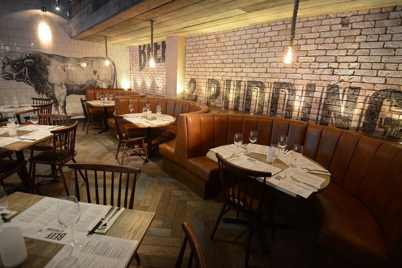 DV8 Designs has created a true rustic design in Beef and Pudding restaurant (2)