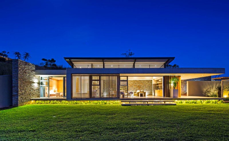 Googie style - Albizia House by Metropole Architects (25)