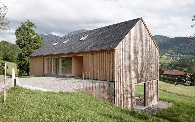 House in Austria inspired by regional design and traditional motifs (4)