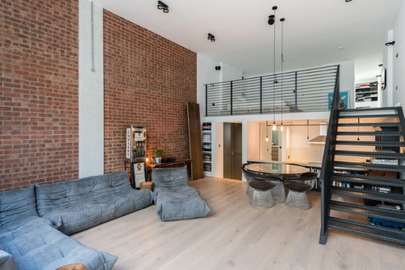 Loft apartment with an industrial factory feel - Northbourne, London (4)