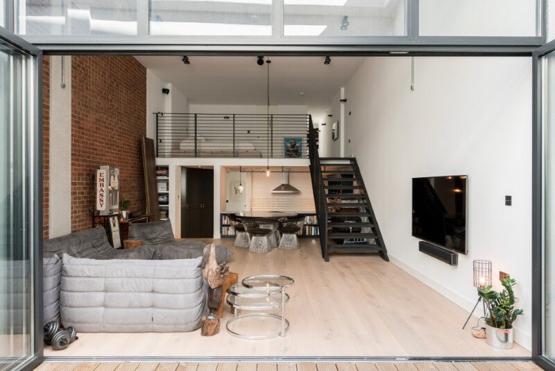 Loft apartment with an industrial factory feel - Northbourne, London (7)