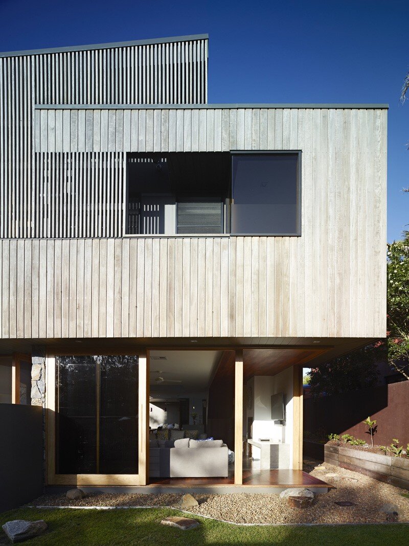 Sunshine Beach House By Shaun Lockyer Architects (5)