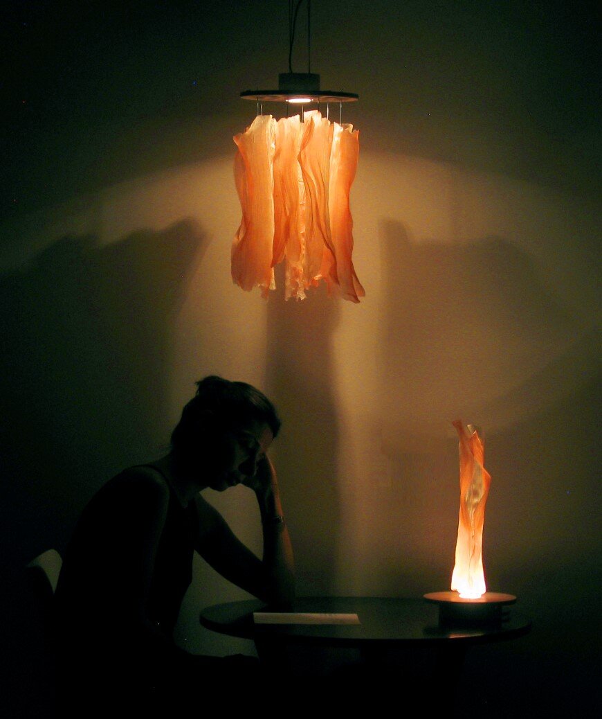 Undulae - Series of lamps made of bioplastic material by Taeg Nishimoto (6)