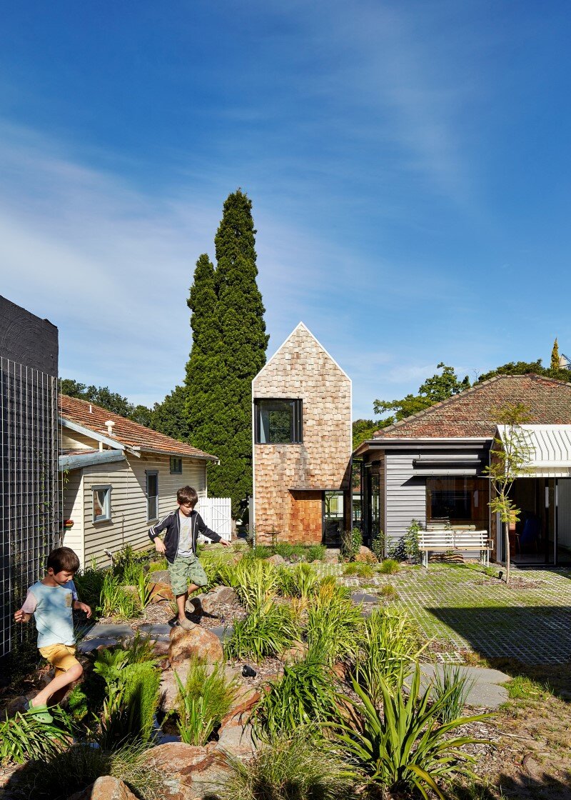 Weatherboard house - creative extension and renovation for a long-term family home (8)