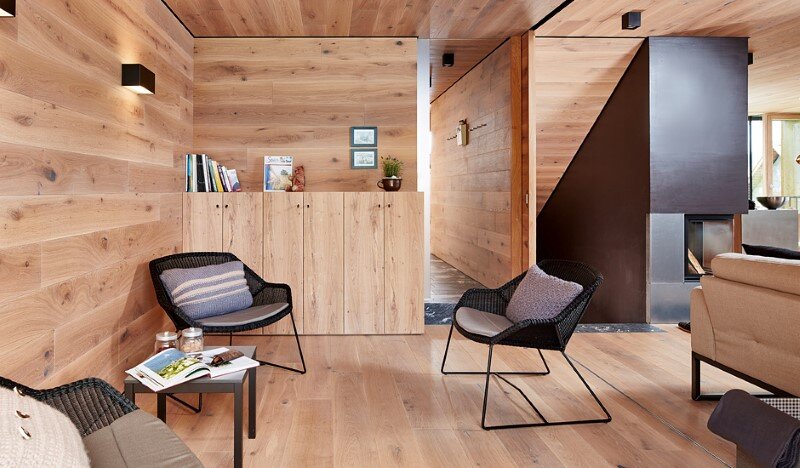 Mountain hut interpreted in a modern way by Feuersinger Architektur (4)