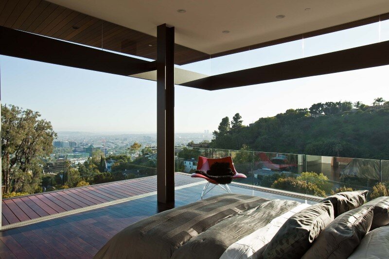 Sunset Plaza House modernist forms with dramatic views over Los Angeles (5)