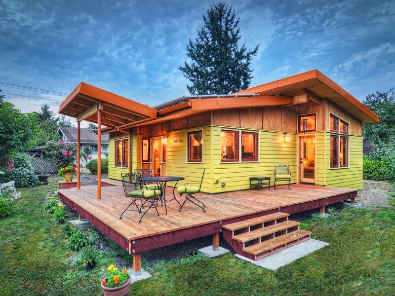 Sustainable hybrid timber-frame Mini Home with playful design (1)