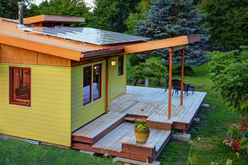Sustainable hybrid timber-frame Mini Home with playful design (5)